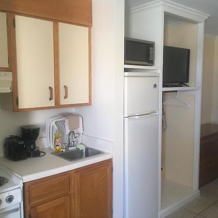 Ocean Cove Motel Вирджиния-Бич Экстерьер фото